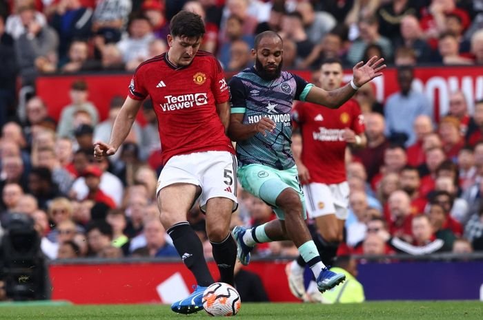 Bryan Mbeumo resmi di Old Trafford